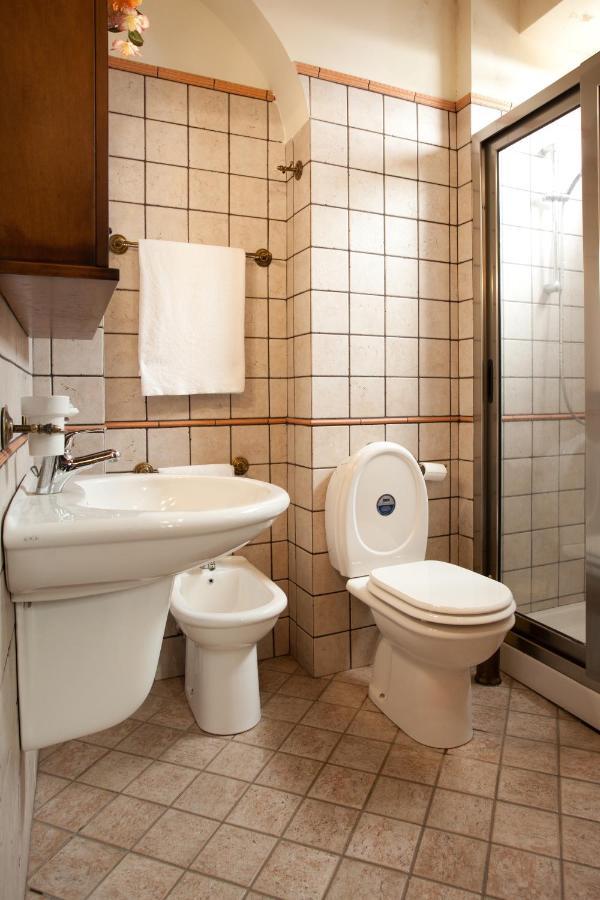 Le Grotte Bed & Breakfast Riposto Cameră foto